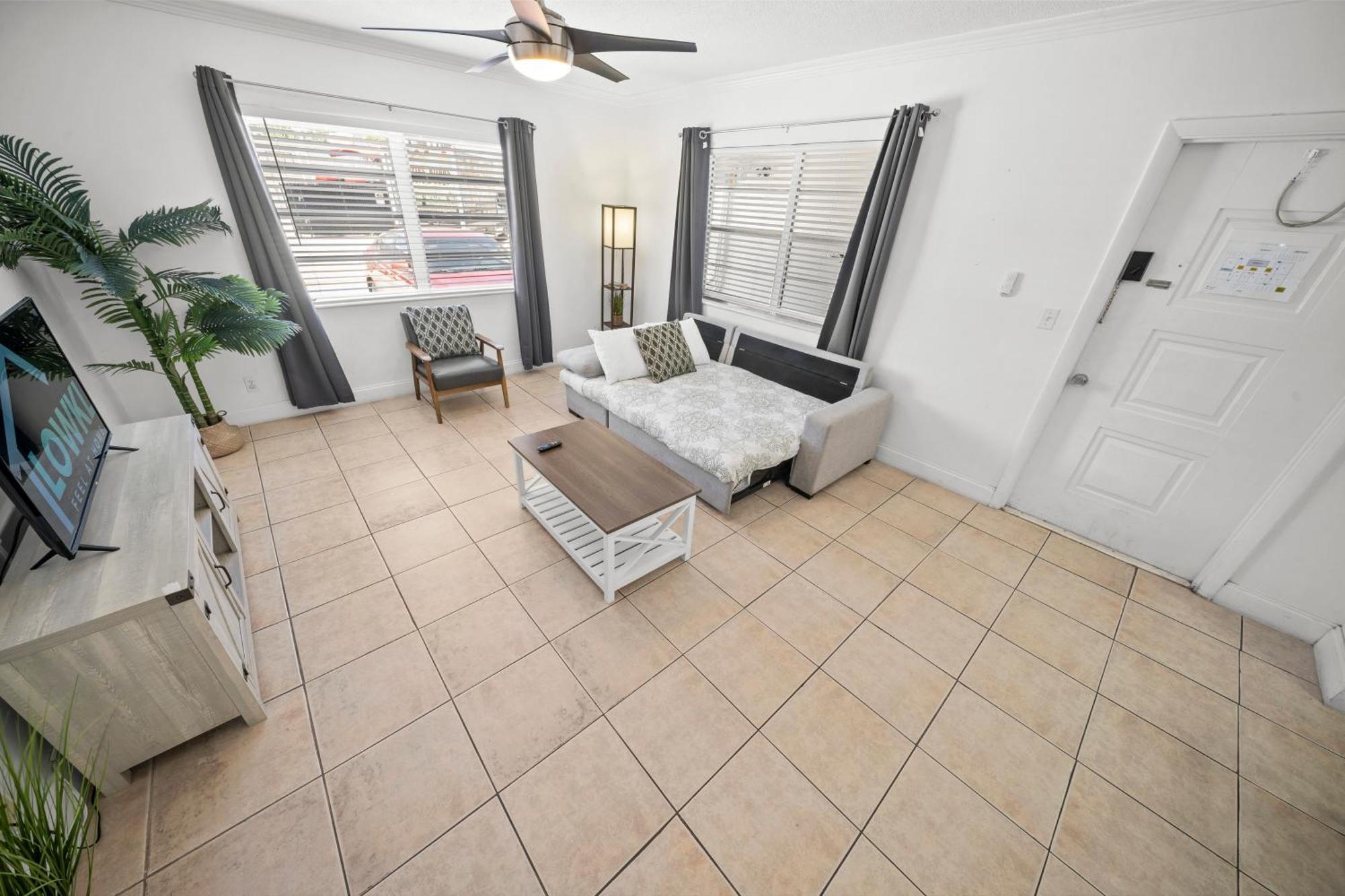 Bayview Regency Apartments By Lowkl Fort Lauderdale Exterior photo