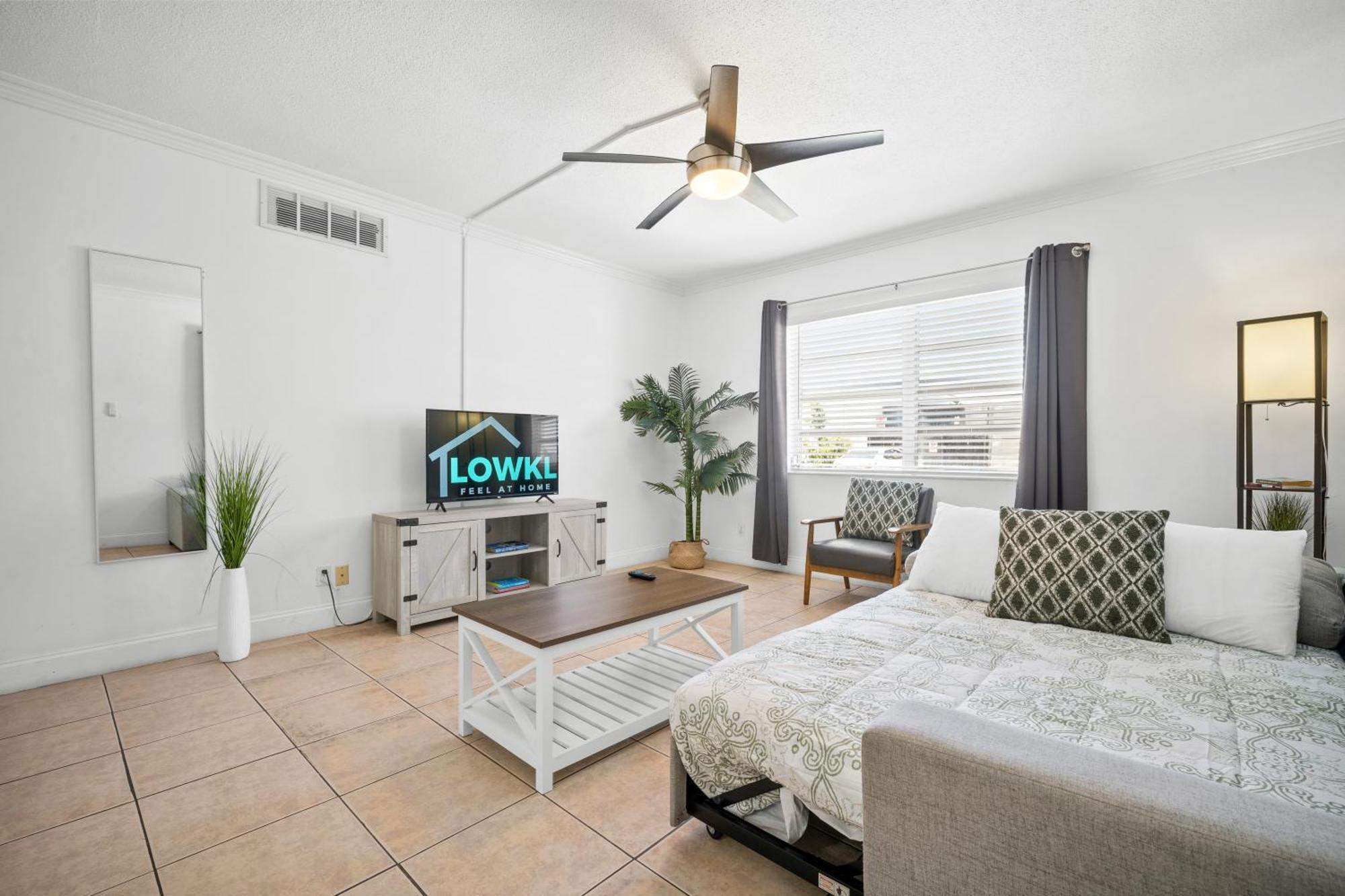 Bayview Regency Apartments By Lowkl Fort Lauderdale Exterior photo