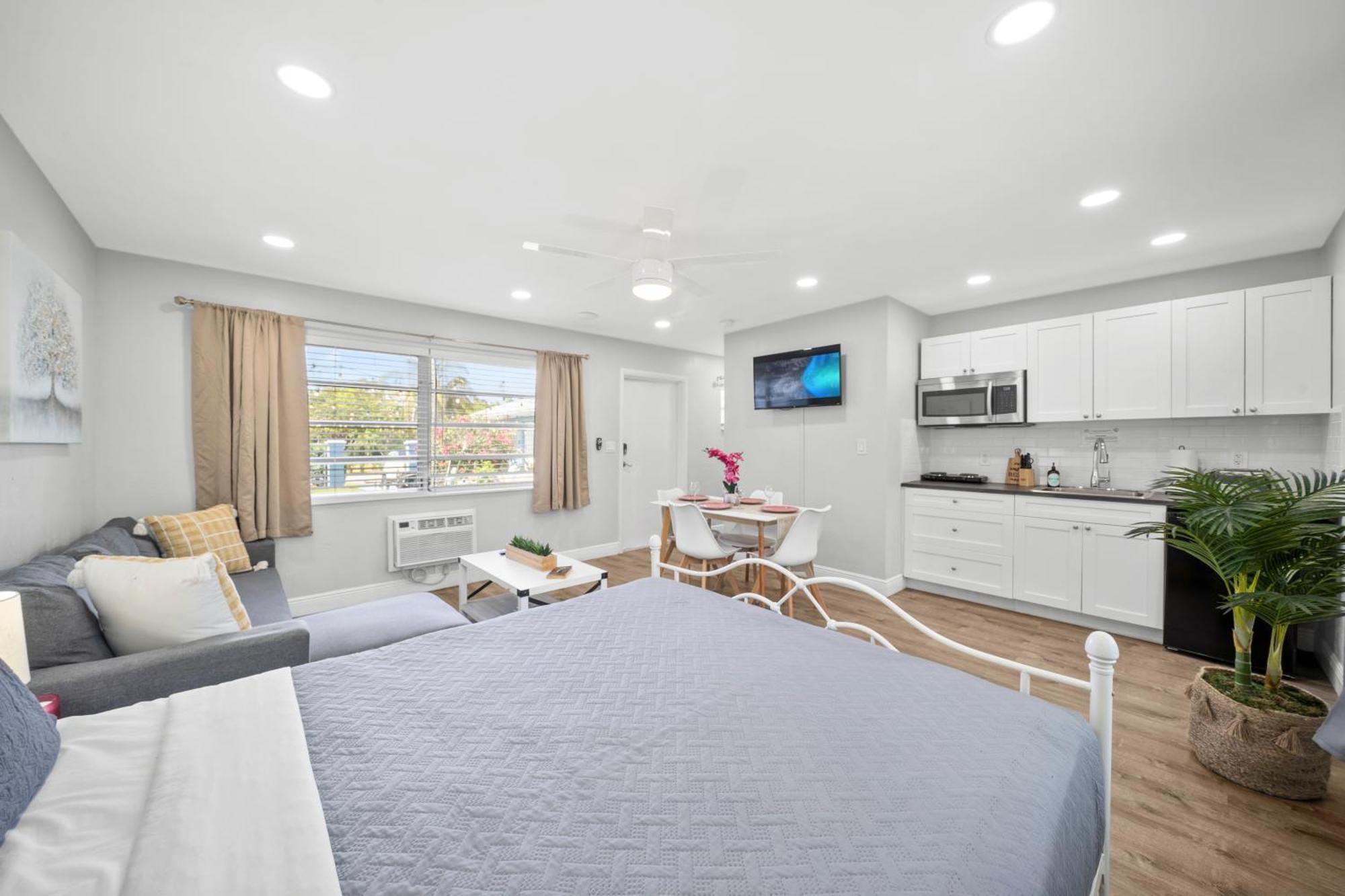 Bayview Regency Apartments By Lowkl Fort Lauderdale Exterior photo