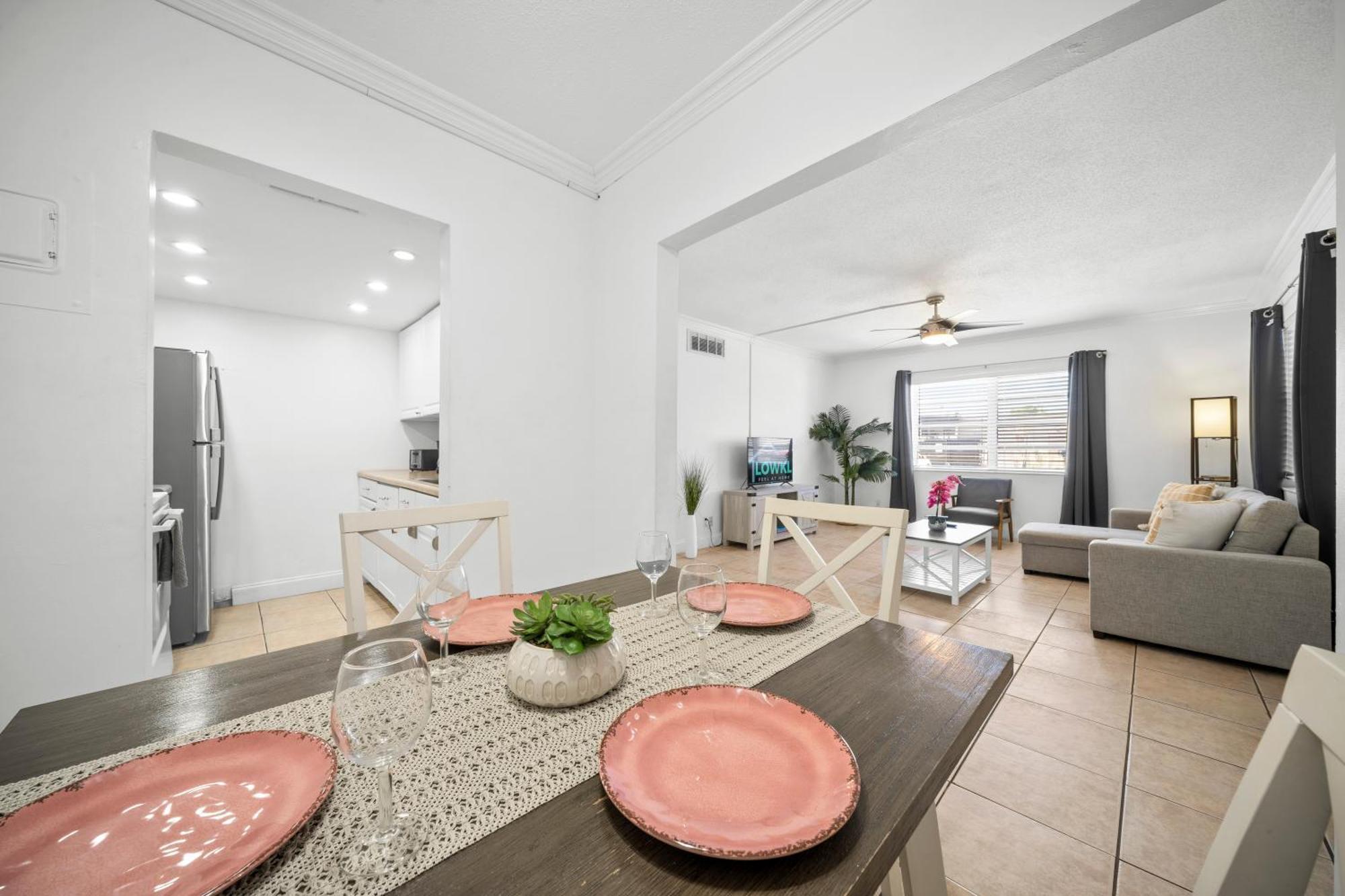 Bayview Regency Apartments By Lowkl Fort Lauderdale Exterior photo
