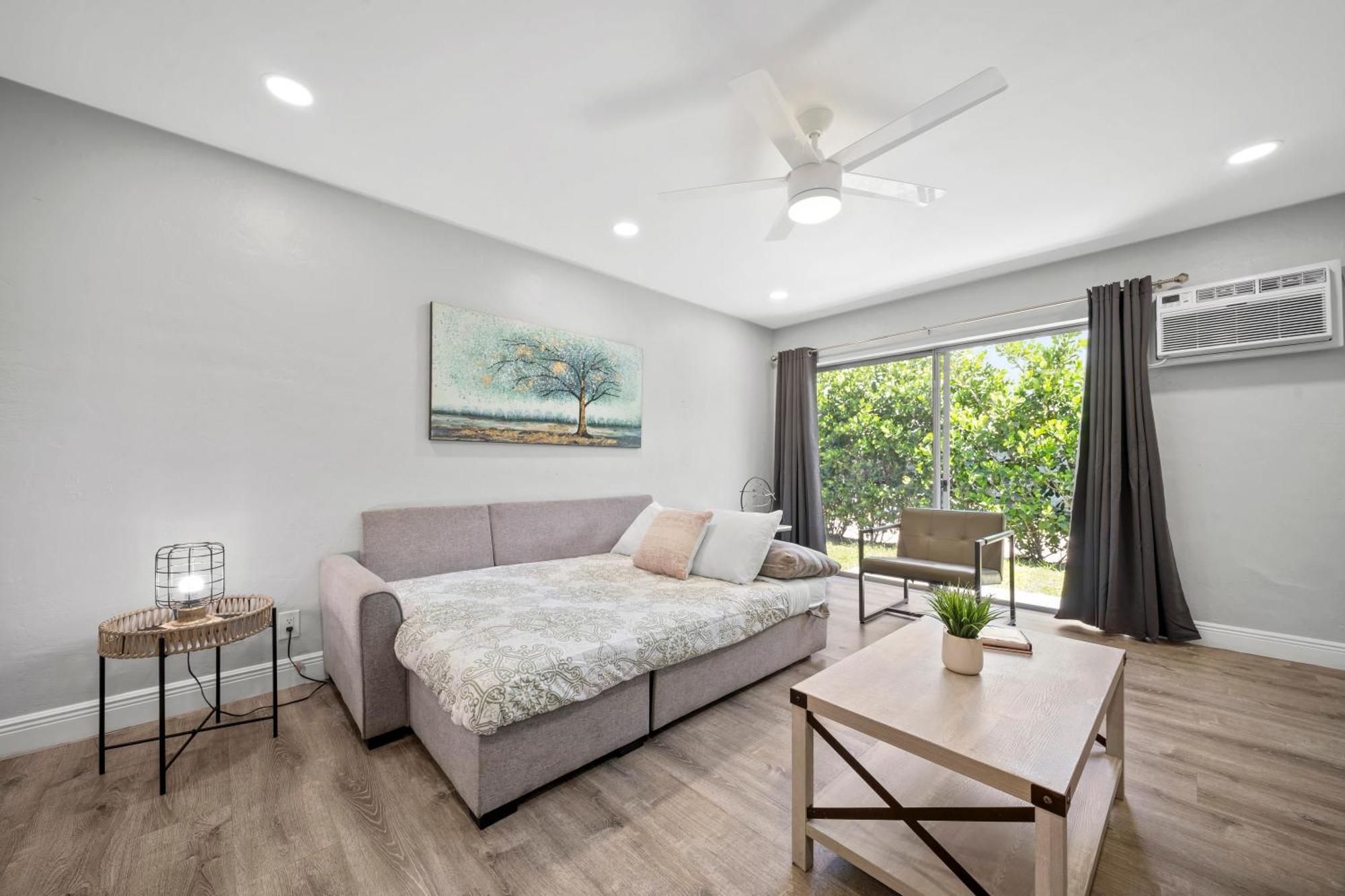 Bayview Regency Apartments By Lowkl Fort Lauderdale Exterior photo